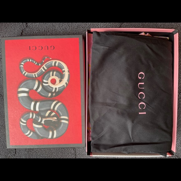 BNWT Women’s Gucci Apollo Star Tennis Shoes 38.5 - Picture 4 of 11